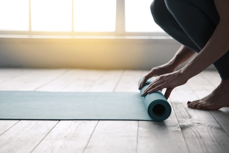The best way to Clear Yoga Mat